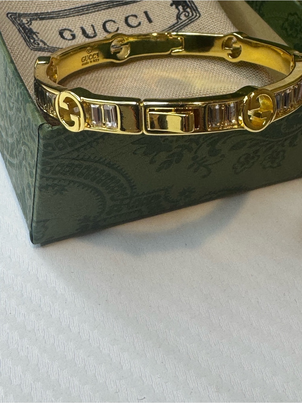 Gucci Gold Bracelet with Clear Baguette Crystals and Interlocking Gs - Picture 5 of 7